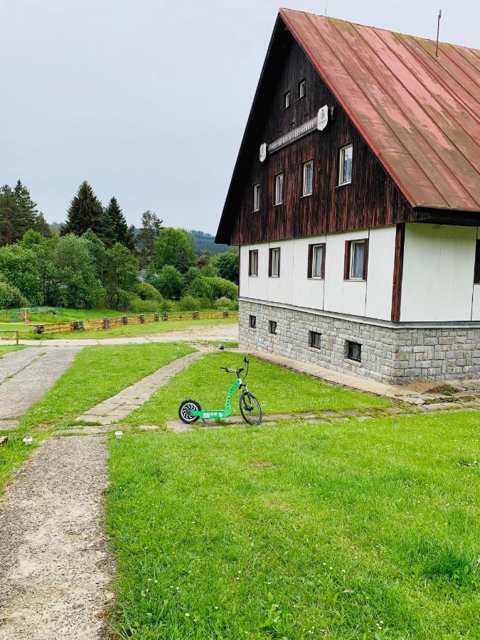 Penzion Tomy Na Pláži Hotel Frymburk Exterior foto