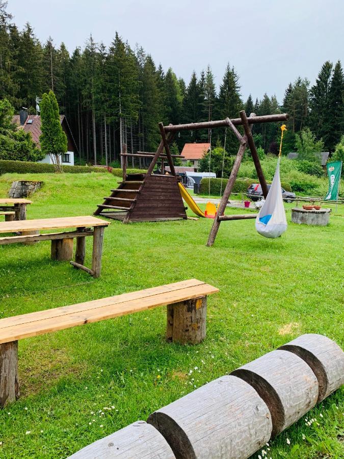 Penzion Tomy Na Pláži Hotel Frymburk Exterior foto